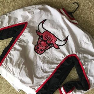 Mitchell & ness Throw back Bulls warm up